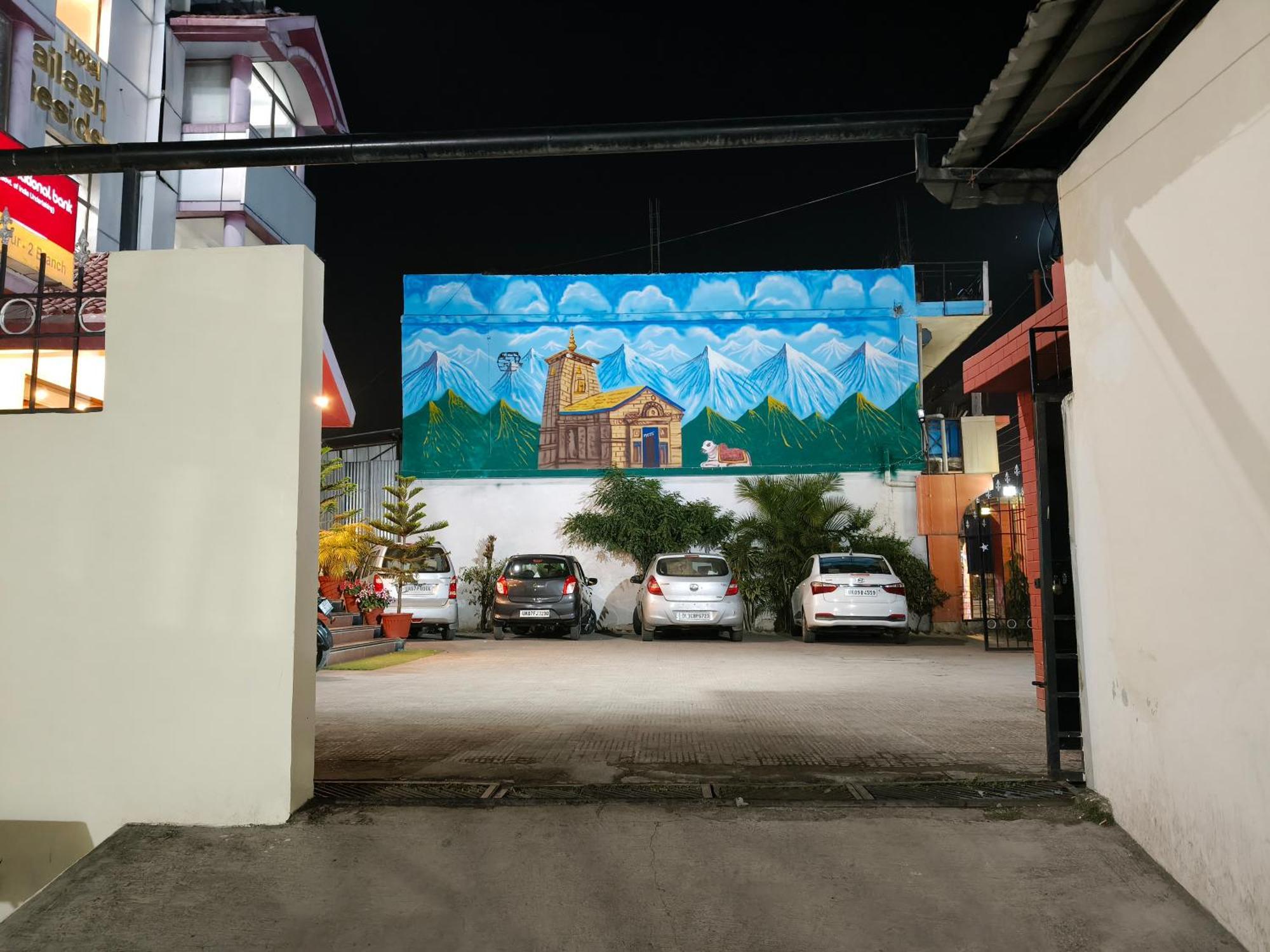 Hotel Kailash Residency Déhrádún Exteriér fotografie